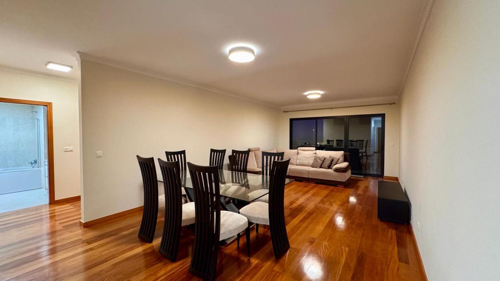Coastal Comfort At Riverside - 4 Min To Airport! Guest house Santa Cruz (Madeira)